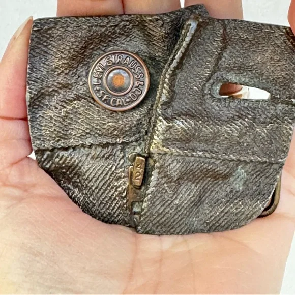 VIntage Bergamot Brass Works 1974 Levi's Jeans Bronze Belt Buckle Collectible - Picture 11 of 16